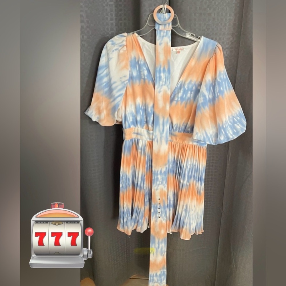 Pleated dress with belt, puffed sleeves size M B-2